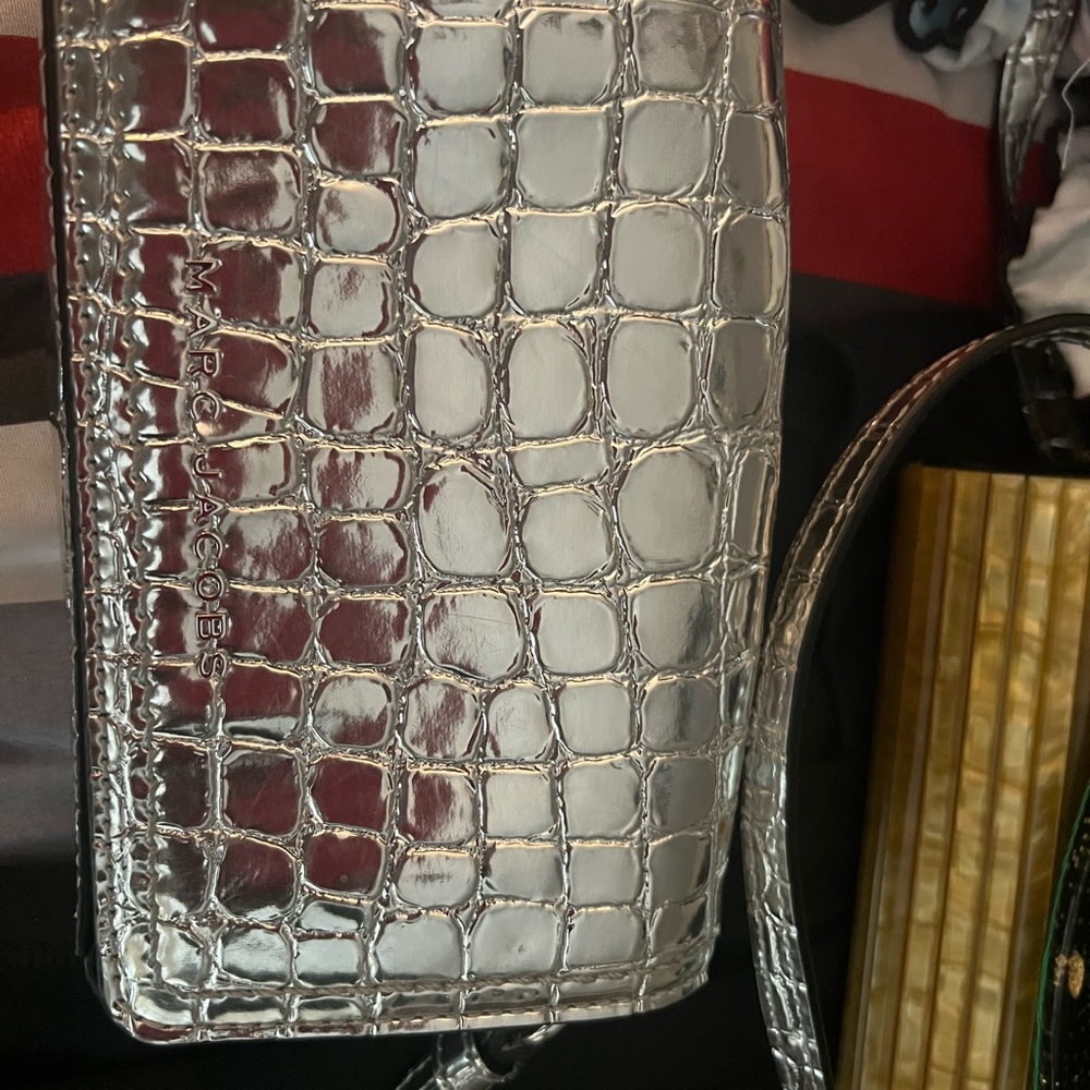 Sliver crossbody bag … Marc Jacobs
